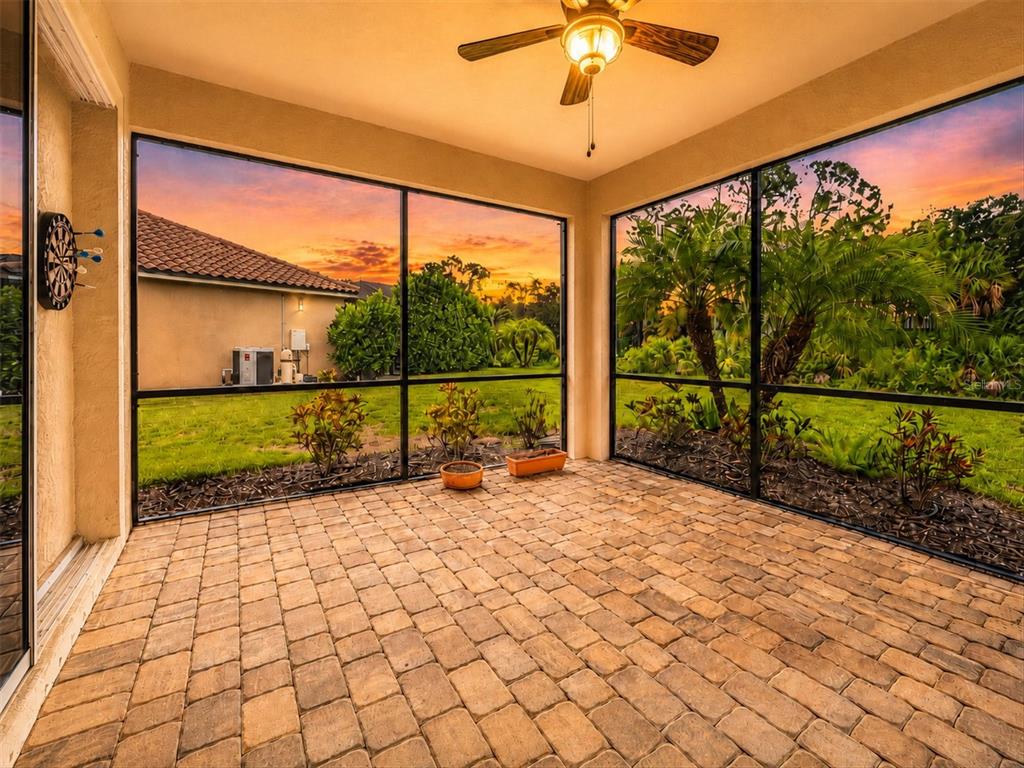 11595 RENAISSANCE BOULEVARD, VENICE, FL — photo 2 of 30