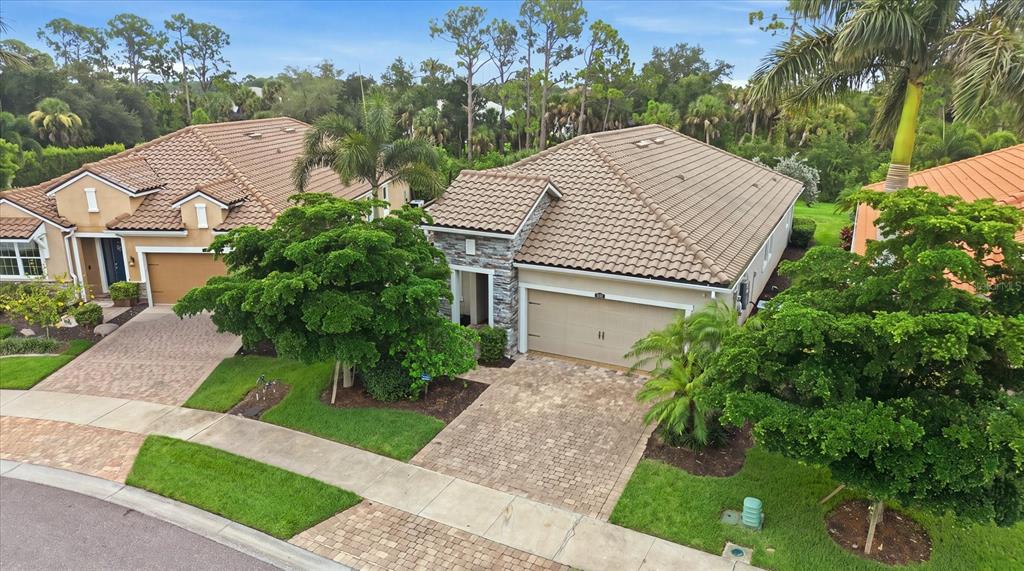11595 RENAISSANCE BOULEVARD, VENICE, FL — photo 3 of 30
