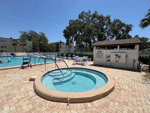 11485 OAKHURST ROAD UNIT 319, LARGO, FL — photo 5 of 30