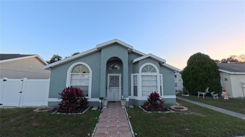 2340 HARBOR TOWN DRIVE