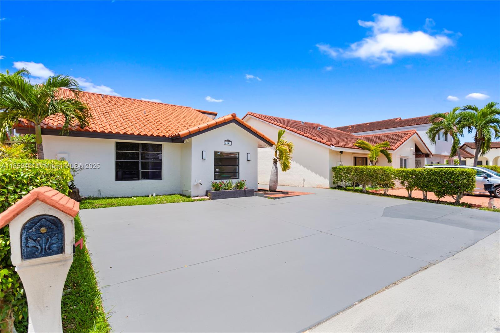 4542 SW 144th Ct, Miami FL 33175