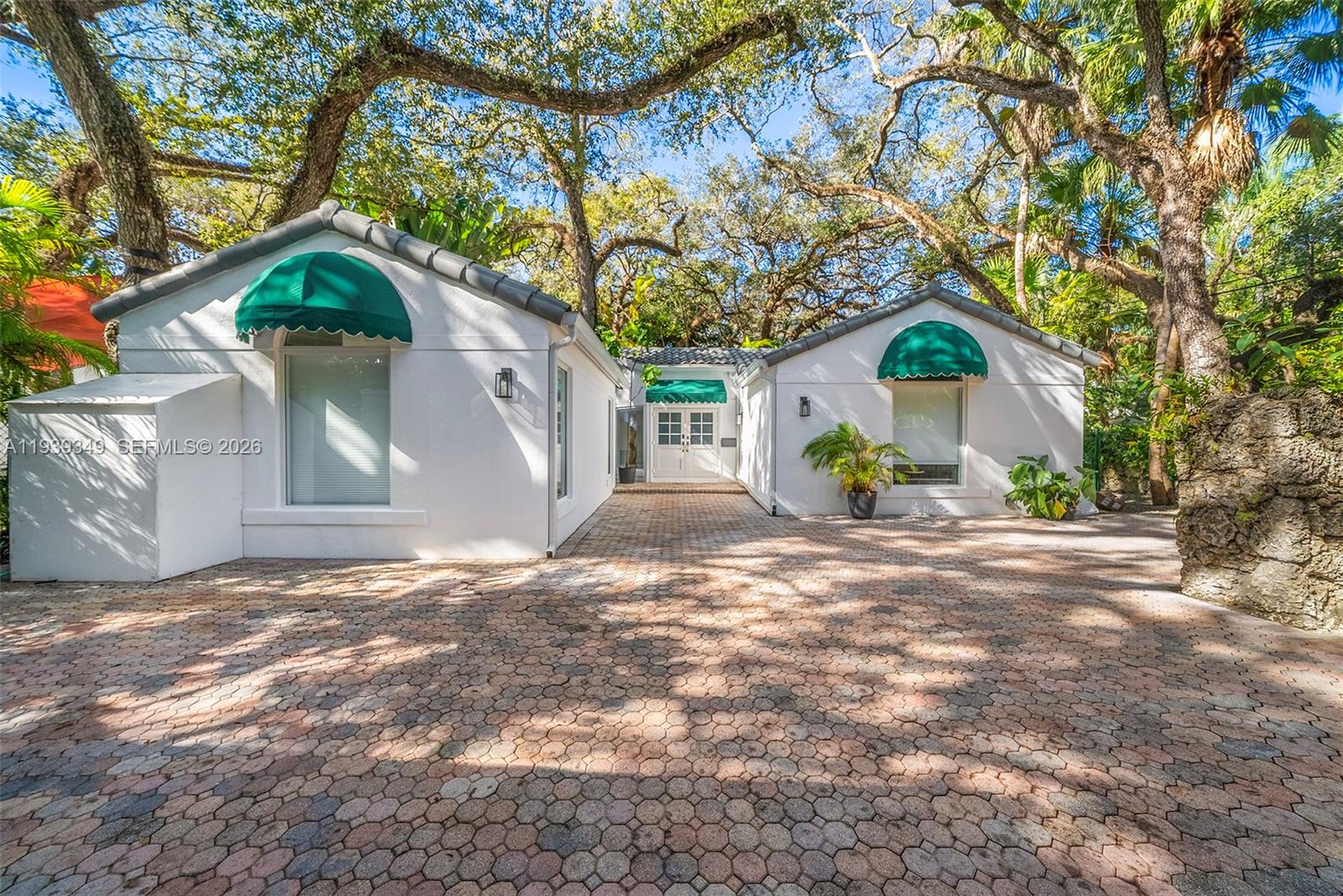 3700 Justison Rd, Miami FL 33133