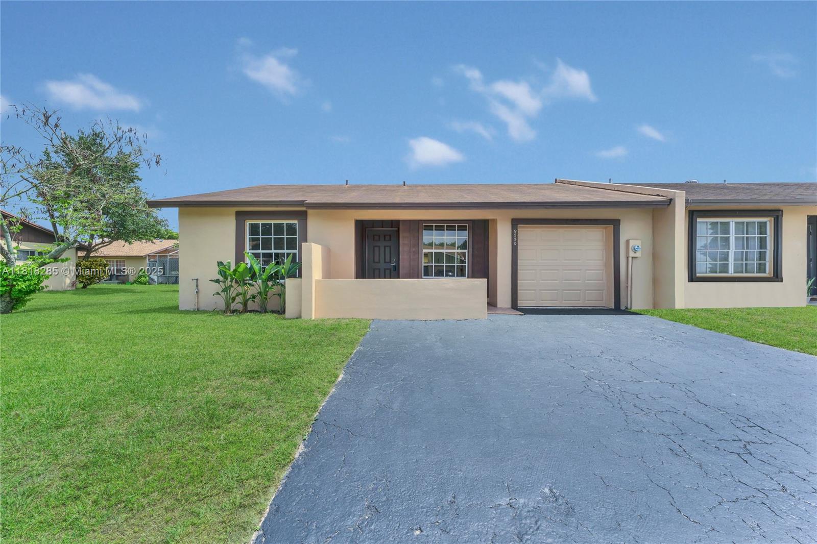 9550 W Heather Ln, Miramar FL 33025