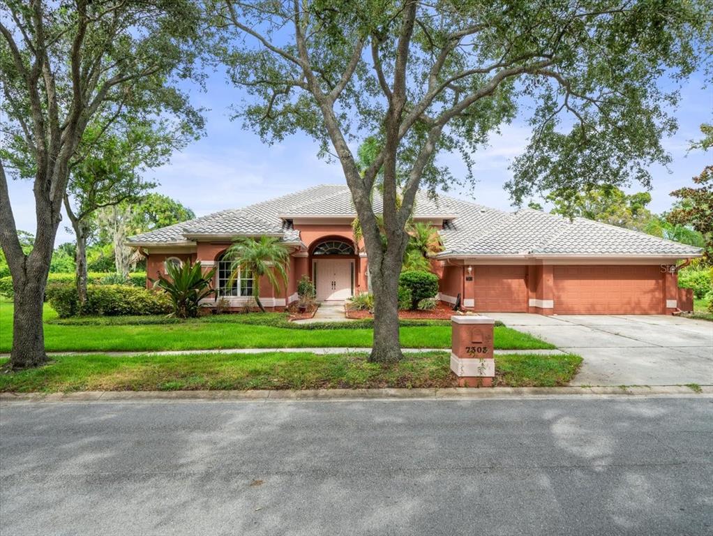 7303 SAWGRASS POINT DRIVE N