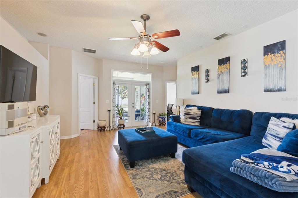 6220 BELDON DR, MOUNT DORA, FL — photo 4 of 20