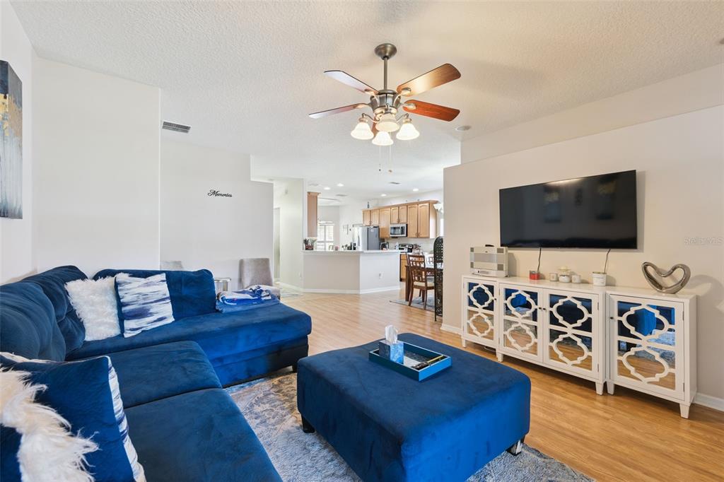 6220 BELDON DR, MOUNT DORA, FL — photo 5 of 20