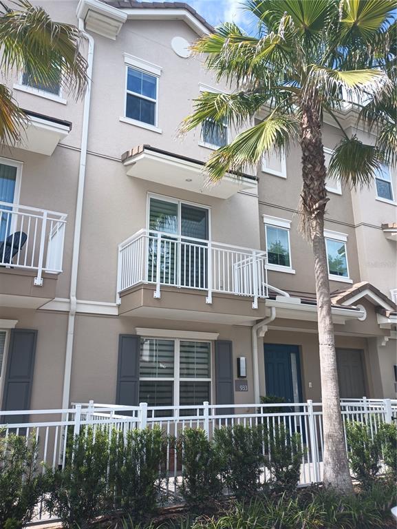 933 BRUTUS TERRACE