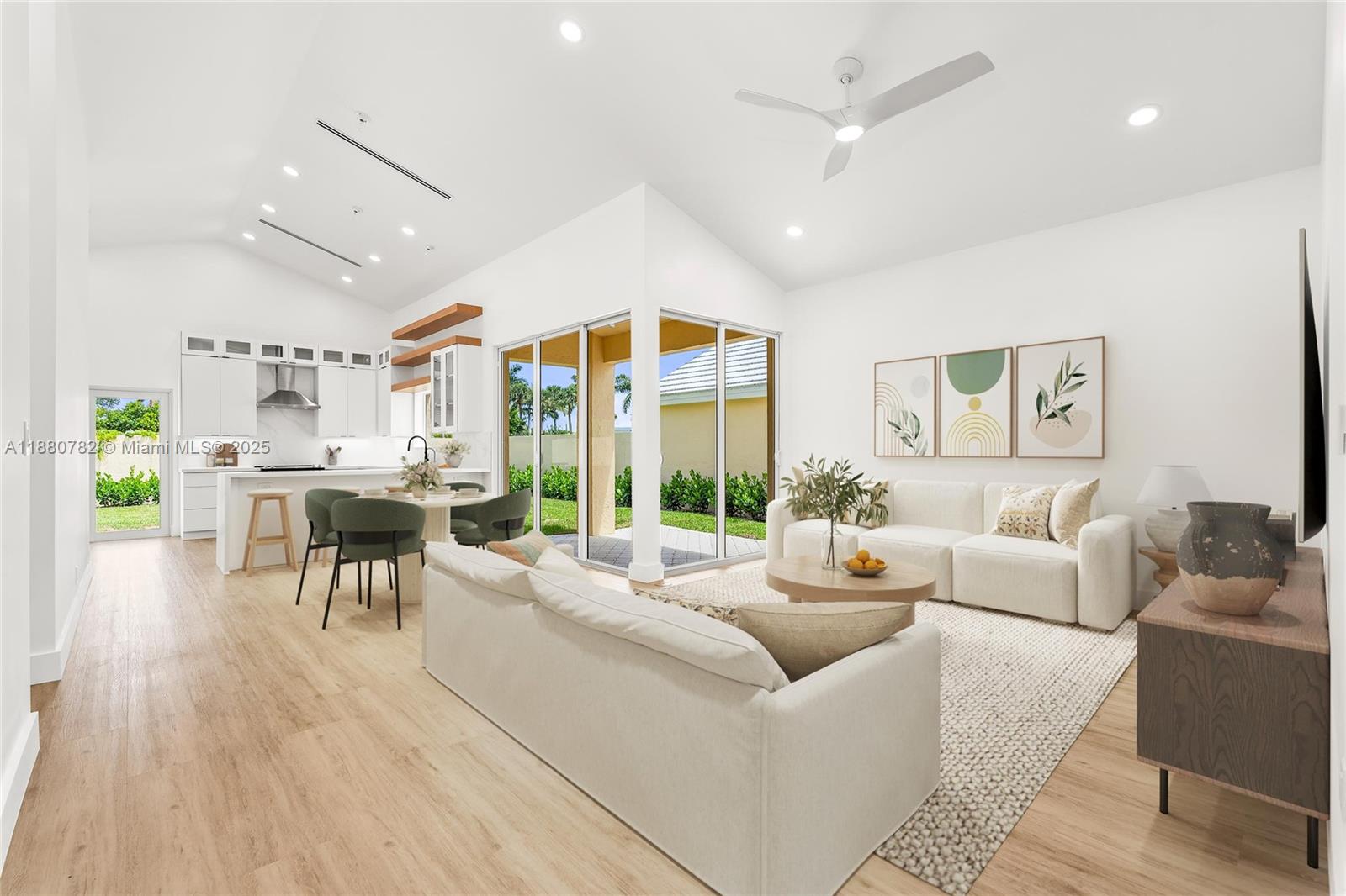 9041 Baybury Ln, West Palm Beach FL 33411