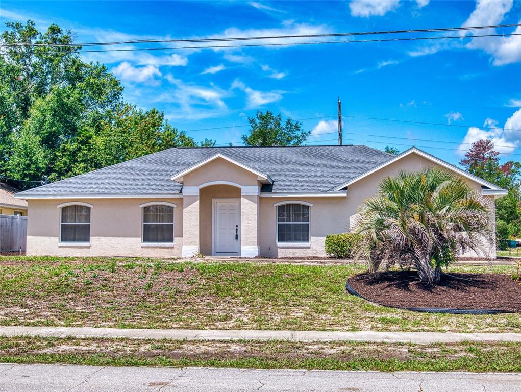 1104 W SEAGATE DRIVE