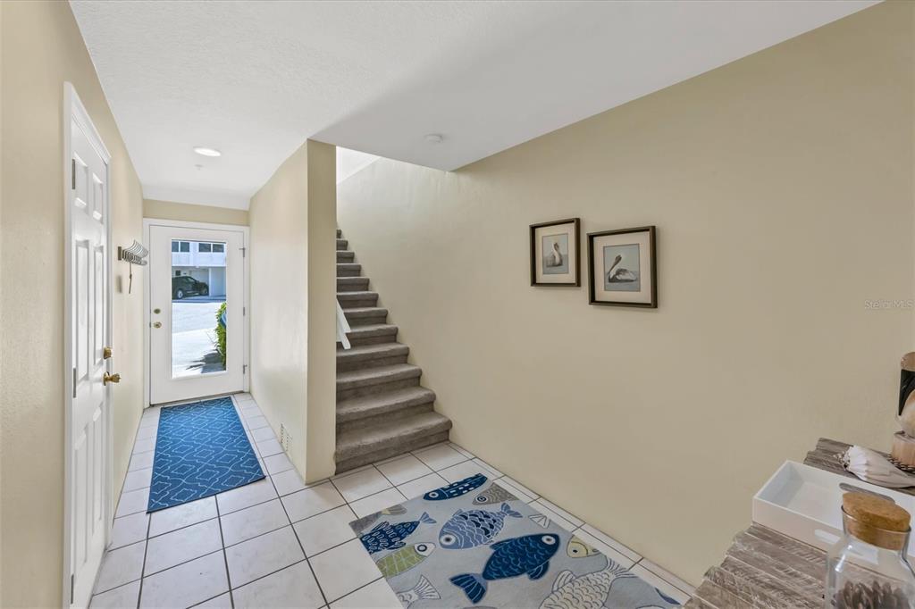 8272 HARBORSIDE CIRCLE, ENGLEWOOD, FL — photo 2 of 30