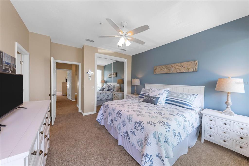 8272 HARBORSIDE CIRCLE, ENGLEWOOD, FL — photo 4 of 30