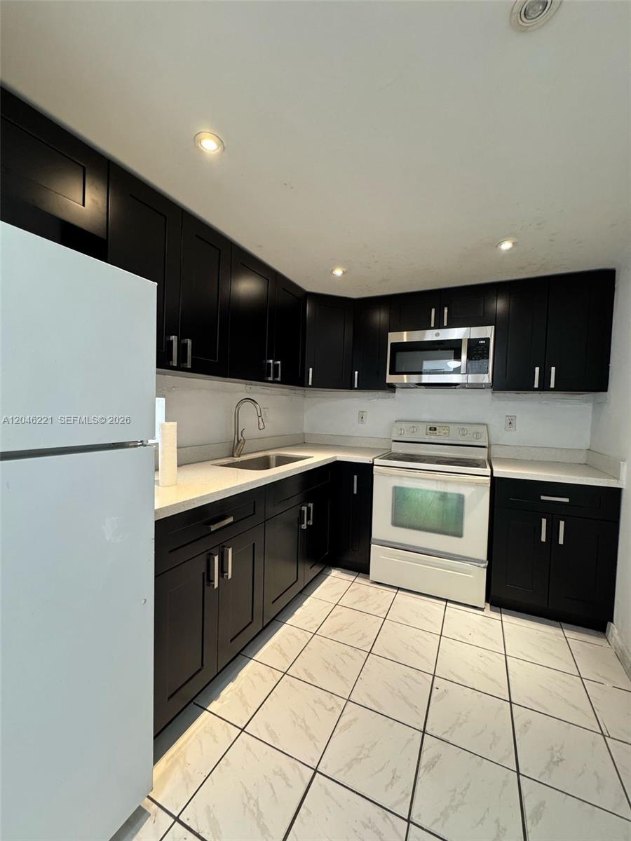5775 W 20th Ave # 310, Hialeah FL 33012