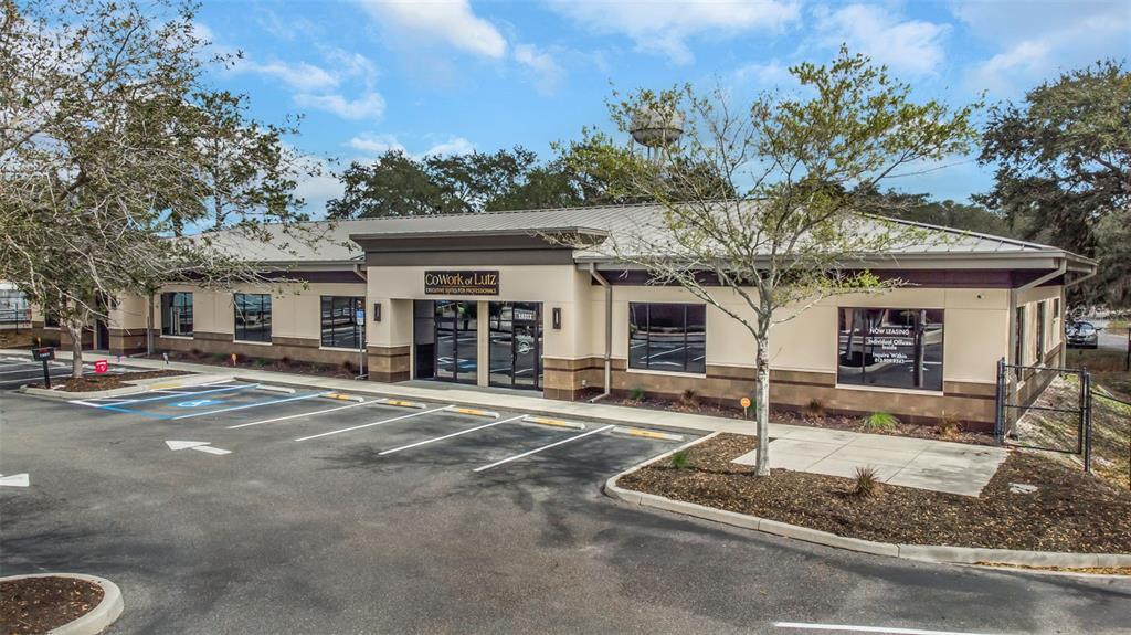 18311 N US HIGHWAY 41