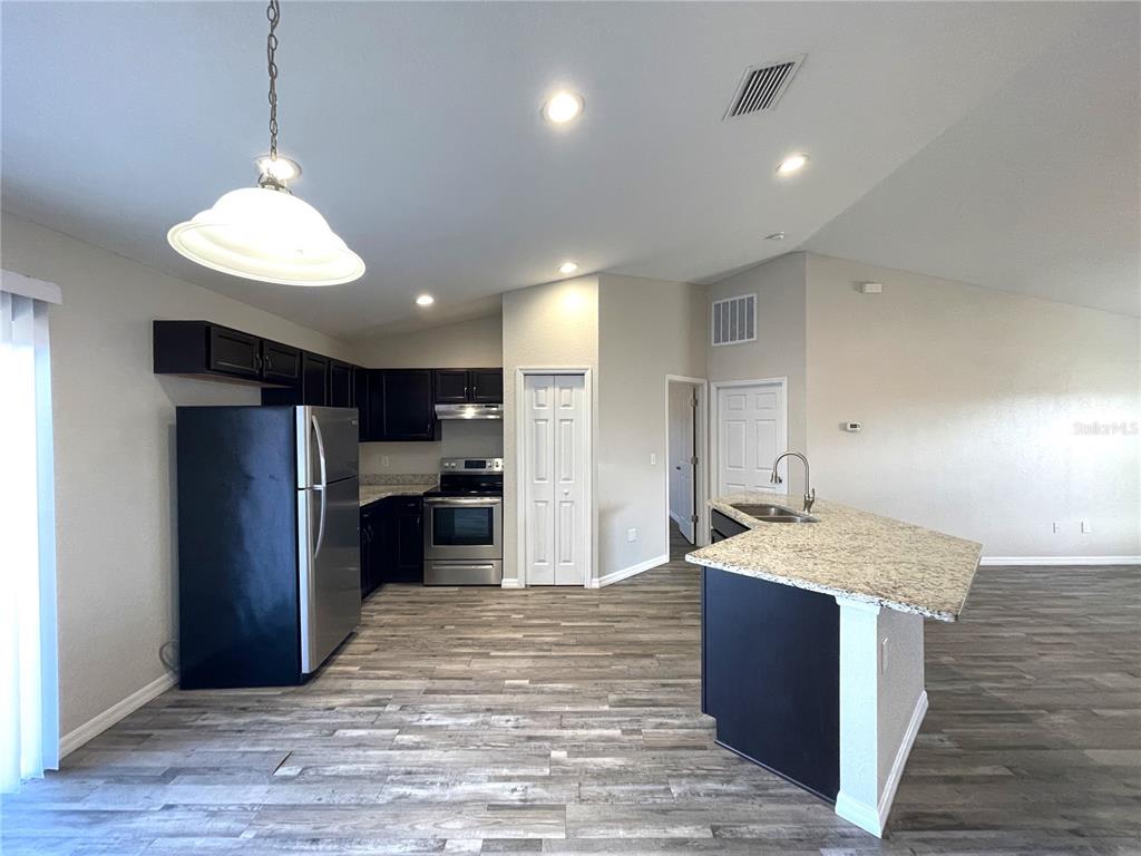 146 JUNIPER LOOP CIRCLE, OCALA, FL — photo 3 of 15