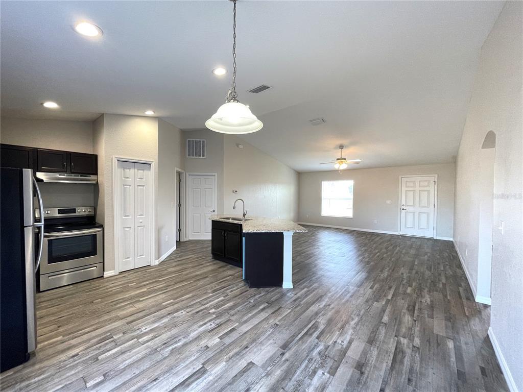 146 JUNIPER LOOP CIRCLE, OCALA, FL — photo 4 of 15