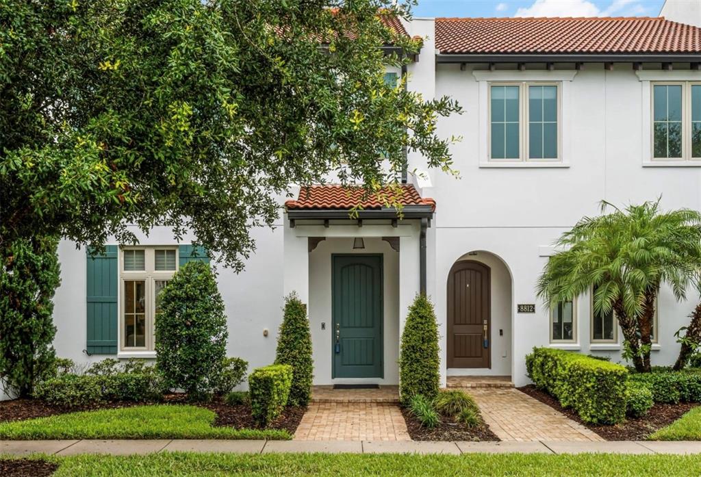 8818 BISMARCK PALM DRIVE