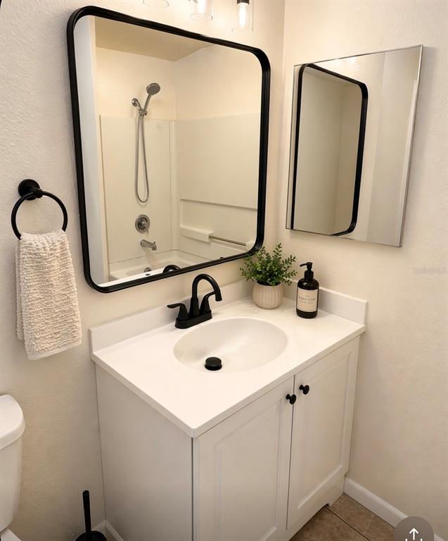 2035 DIXIE BELLE DRIVE UNIT 2035M, ORLANDO, FL — photo 4 of 12