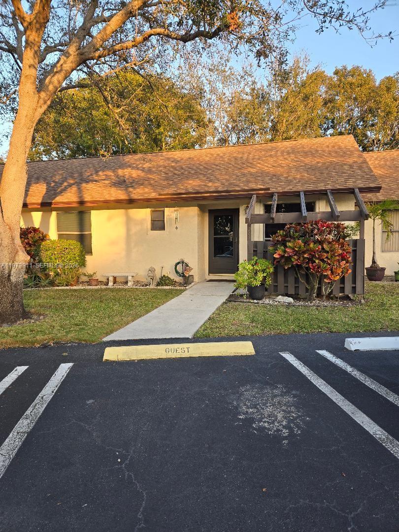 79 Via De Casas Norte, Boynton Beach FL 33426