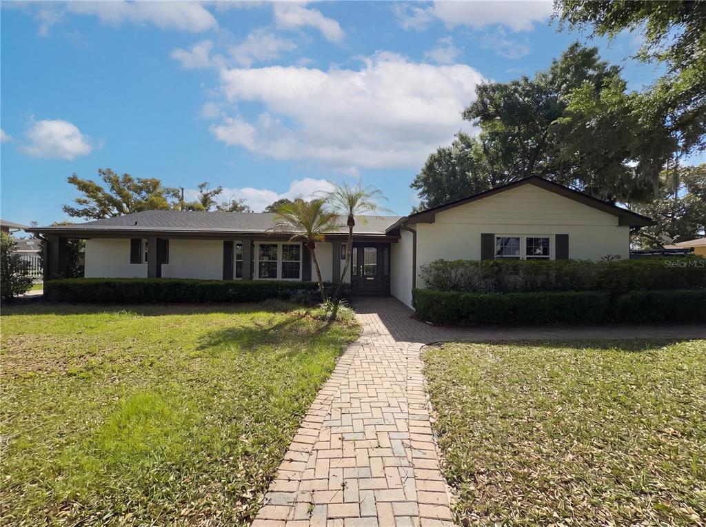 51 OAKLEIGH LANE