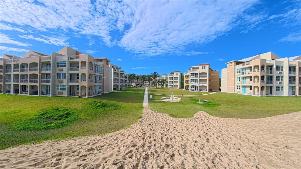 400 COND. HAUDIMAR BEACH APARTMENTS, EDIF. F UNIT F104