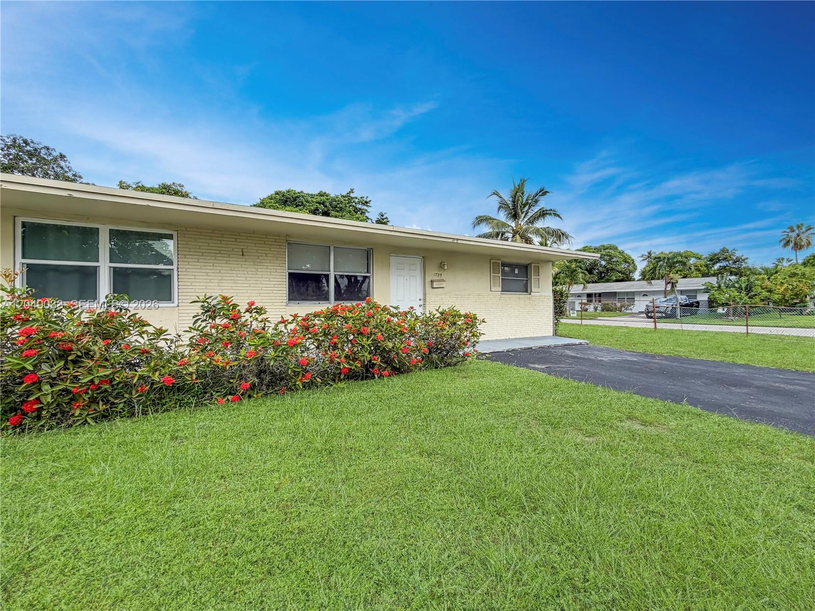 1725 NW 54th Ter # 1725, Lauderhill FL 33313