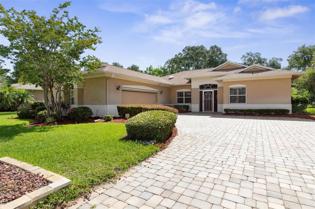 32 CEDAR POINT DRIVE