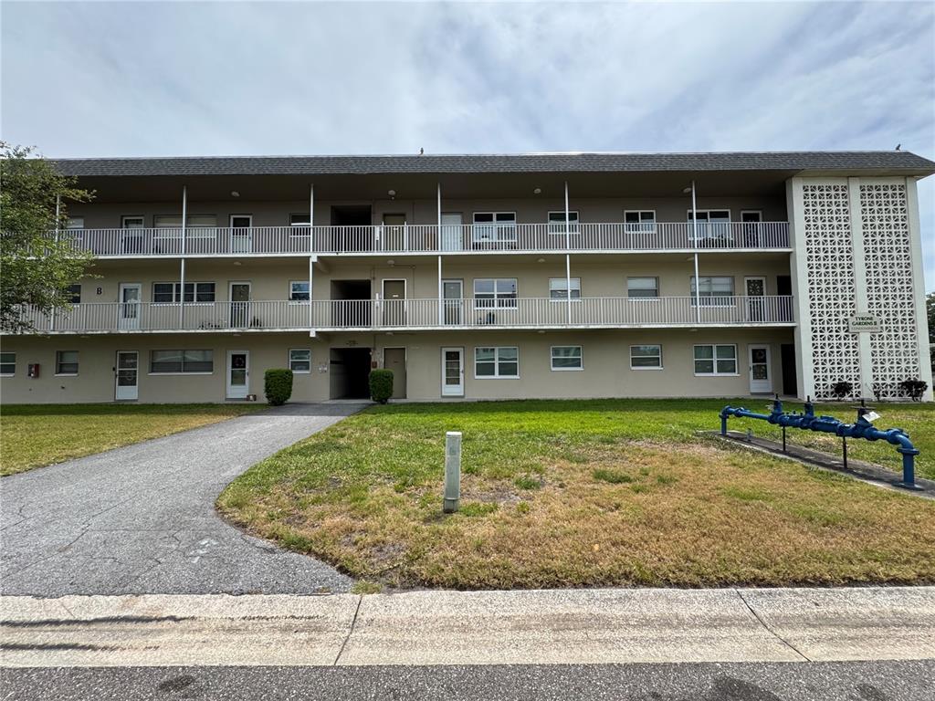 5720 13TH AVENUE N UNIT 106B