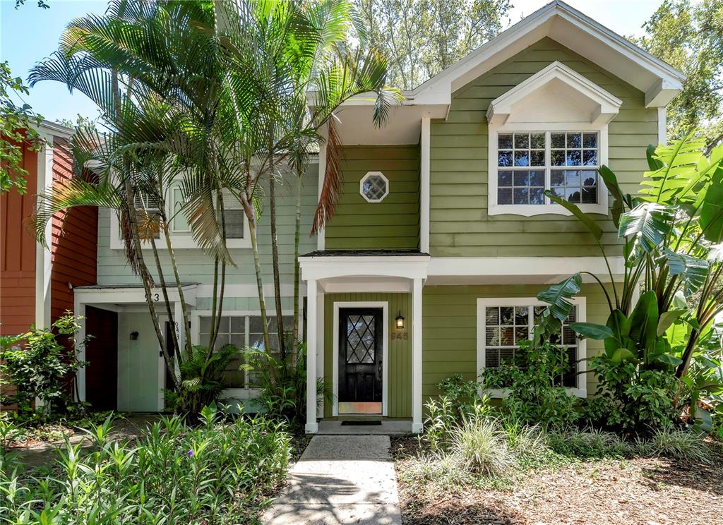 945 HAMILTON COURT