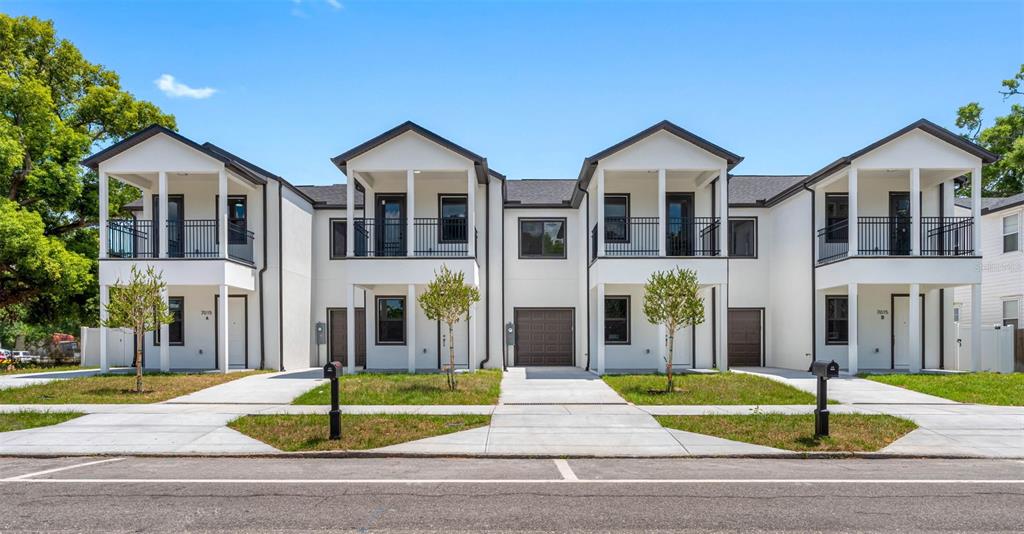 7015 N CENTRAL AVENUE Unit D