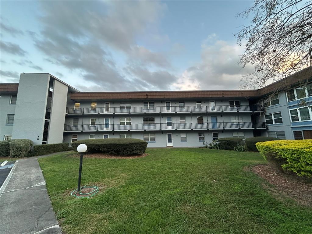 333 LAKE HOWARD DRIVE NW UNIT 202A
