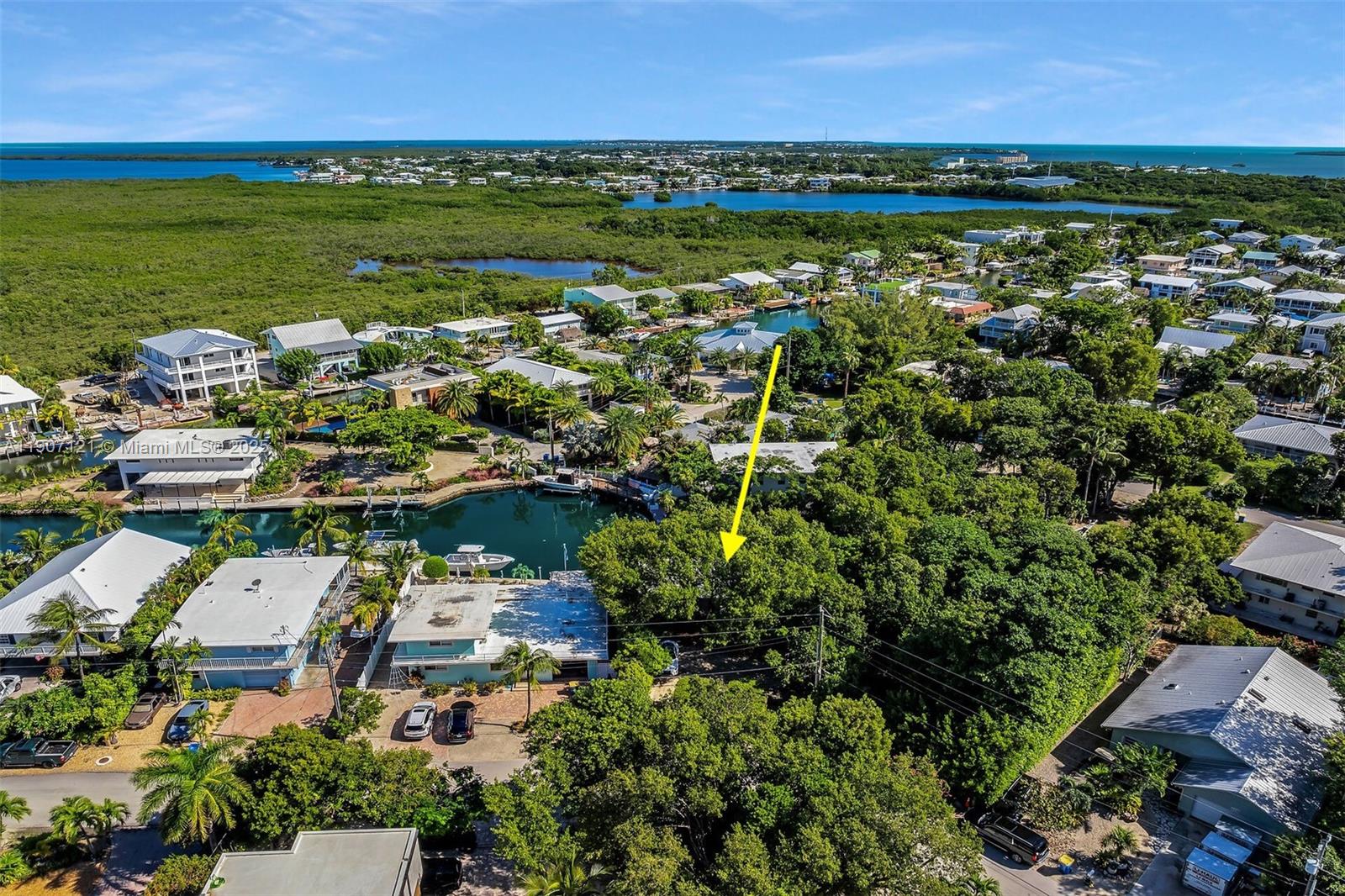 Great location on quiet dead end street — TAVERNIER, FL