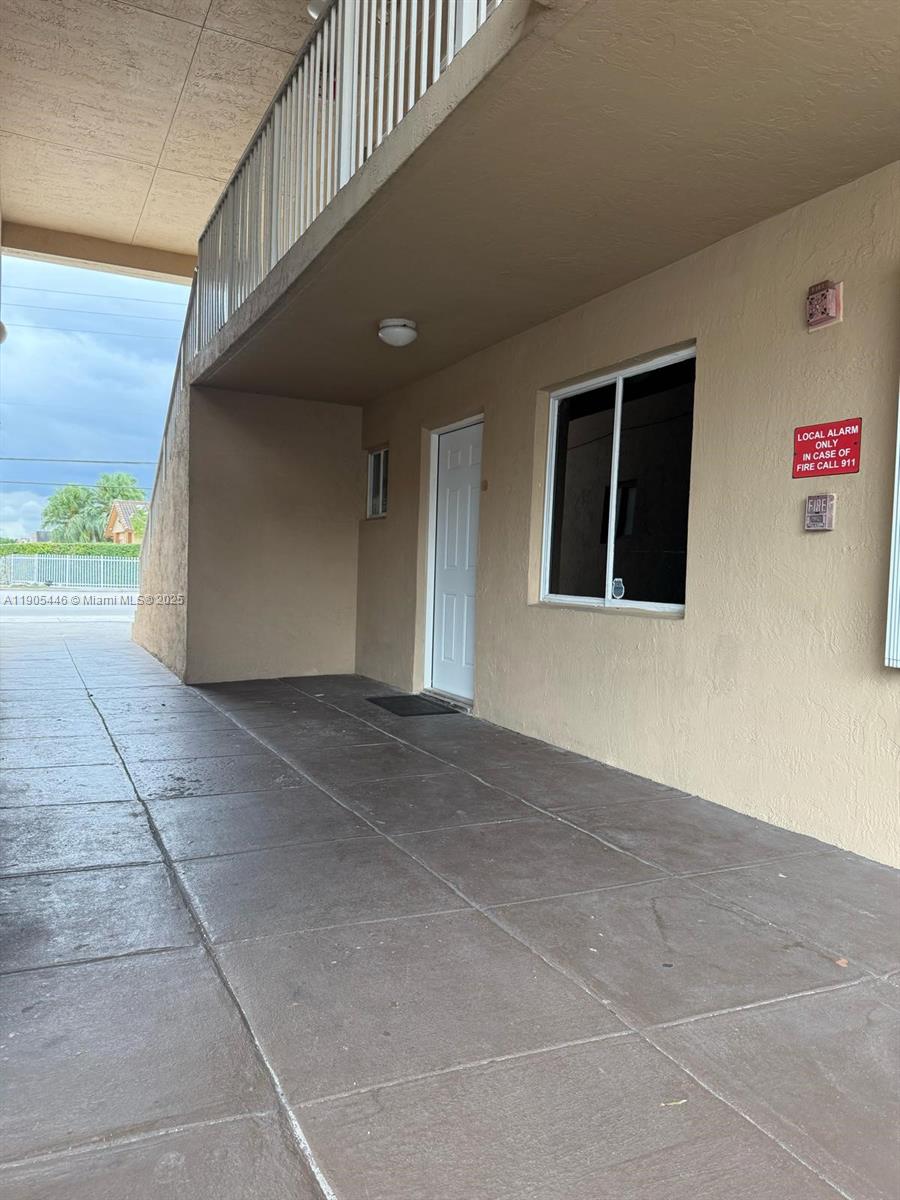 3041 W 76th St # 103, Hialeah FL 33018