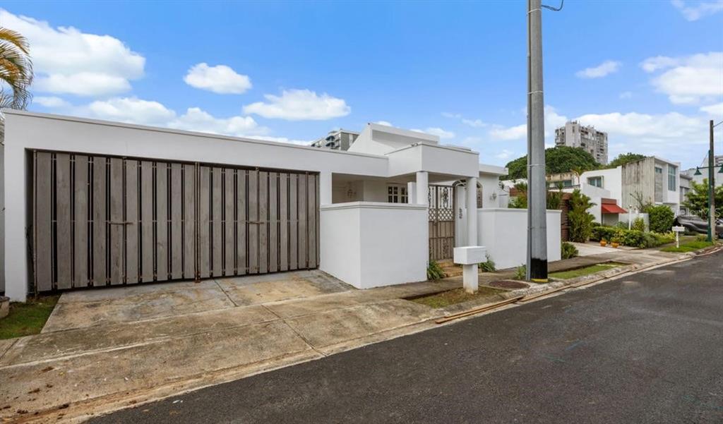 Mansiones Gdn Hills B-2 CALLE SEIS