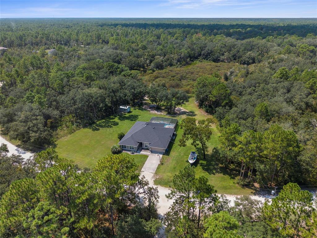 18209 MERWYN CIR
