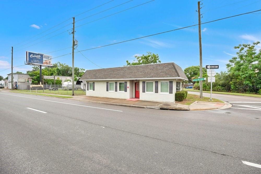 3101 N ORANGE BLOSSOM TRAIL