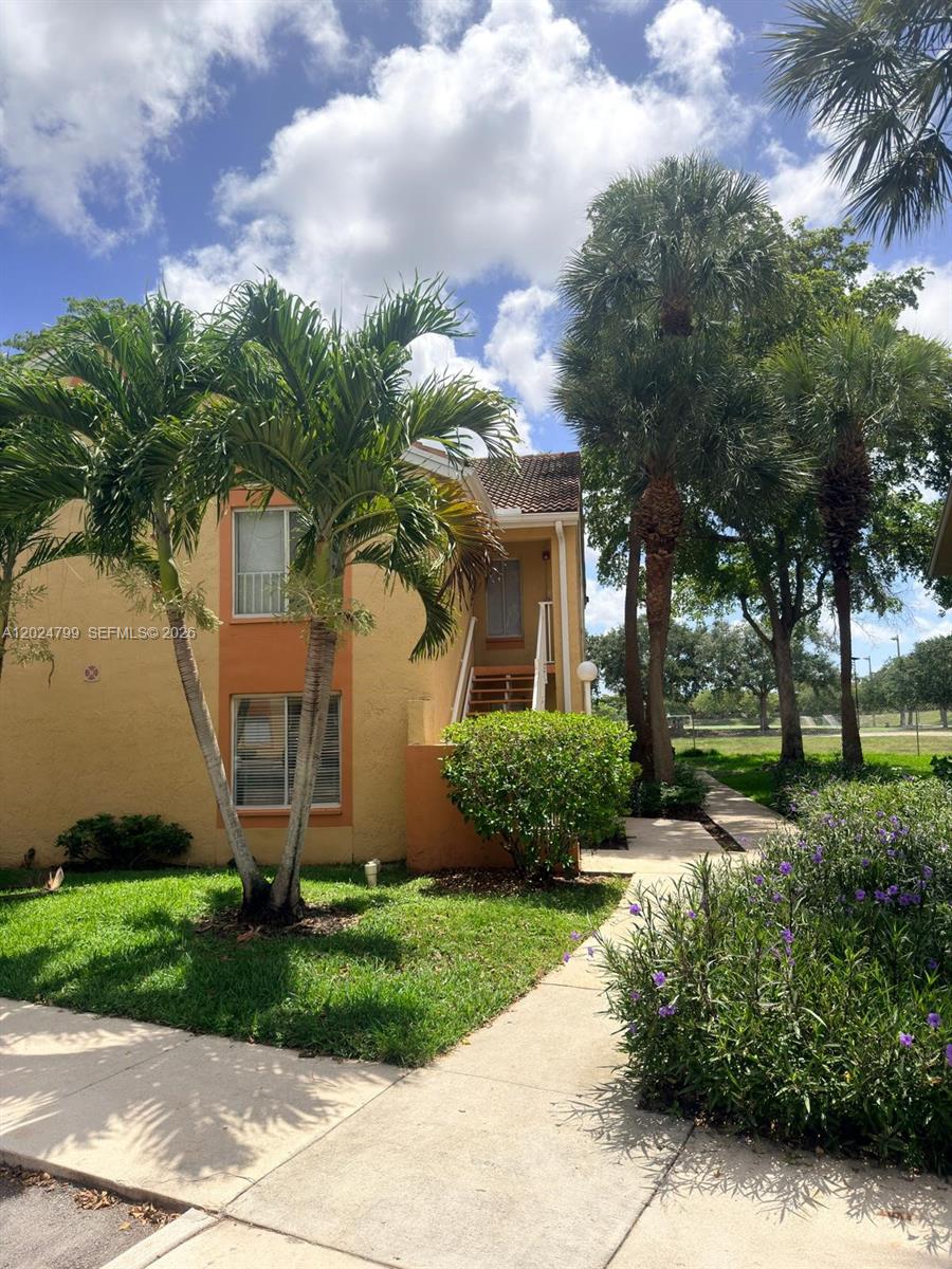 1025 Coral Club Dr # 1025, Coral Springs FL 33071