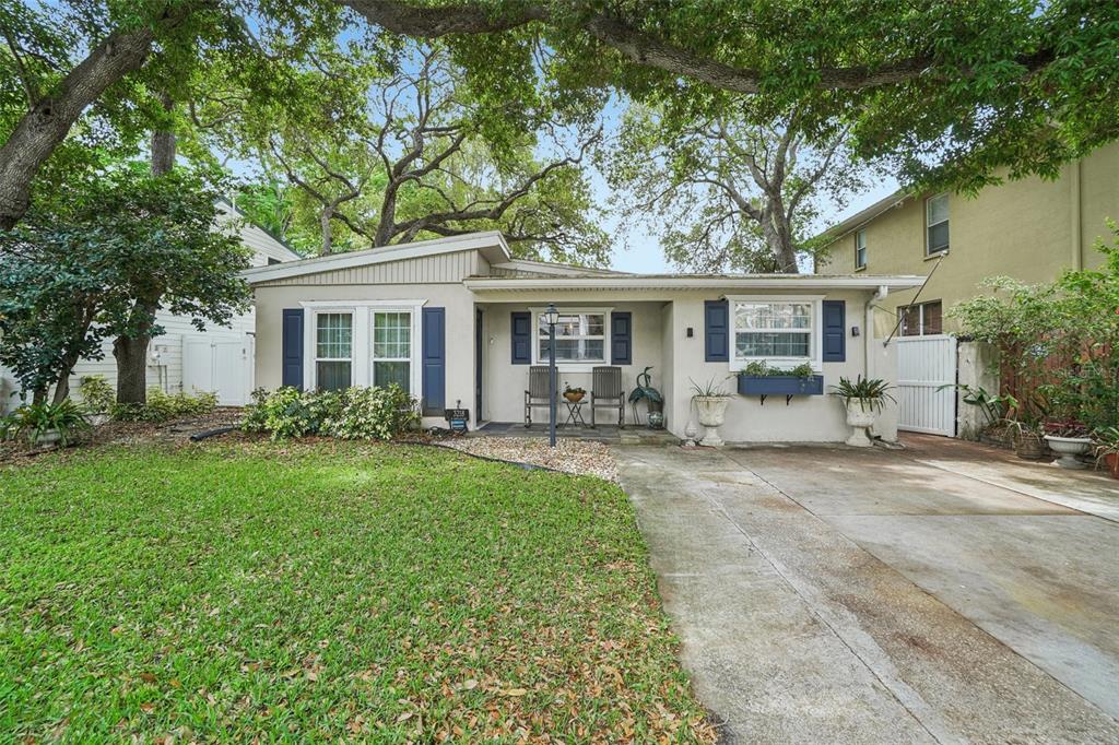 3218 W OAKELLAR AVENUE