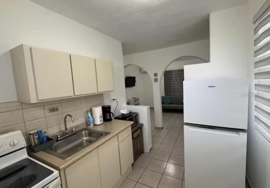 152 CLARK COMM., CULEBRA, PR — photo 3 of 23
