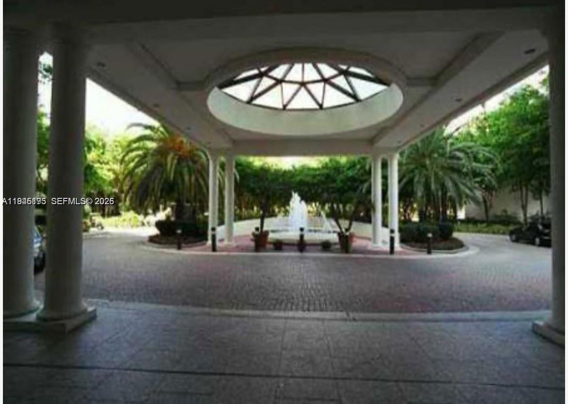 3000 Island Blvd # 325, Aventura FL 33160