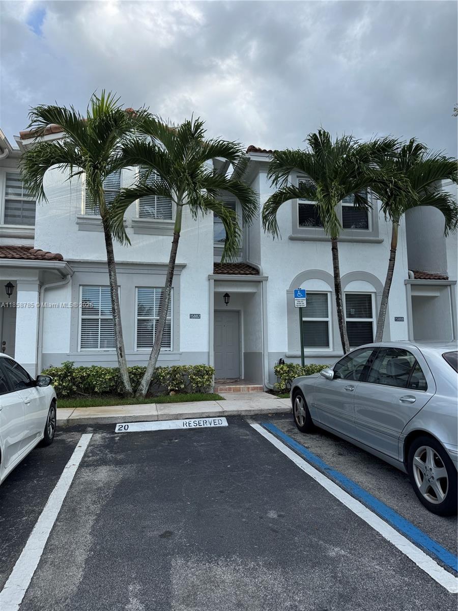 15882 SW 42nd St # 25, Miramar FL 33027