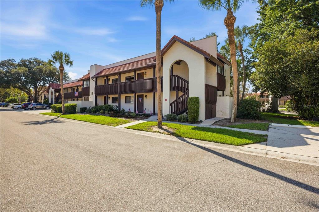 6204 COUNTRY CLUB DRIVE UNIT F24