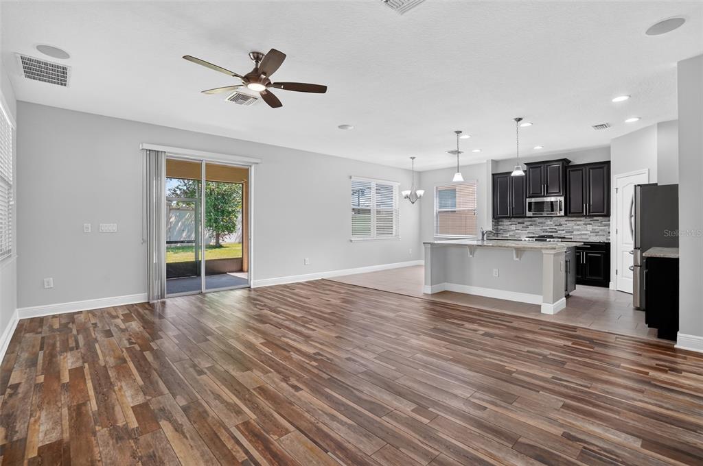 11014 SPRING POINT CIRCLE, RIVERVIEW, FL — photo 5 of 23