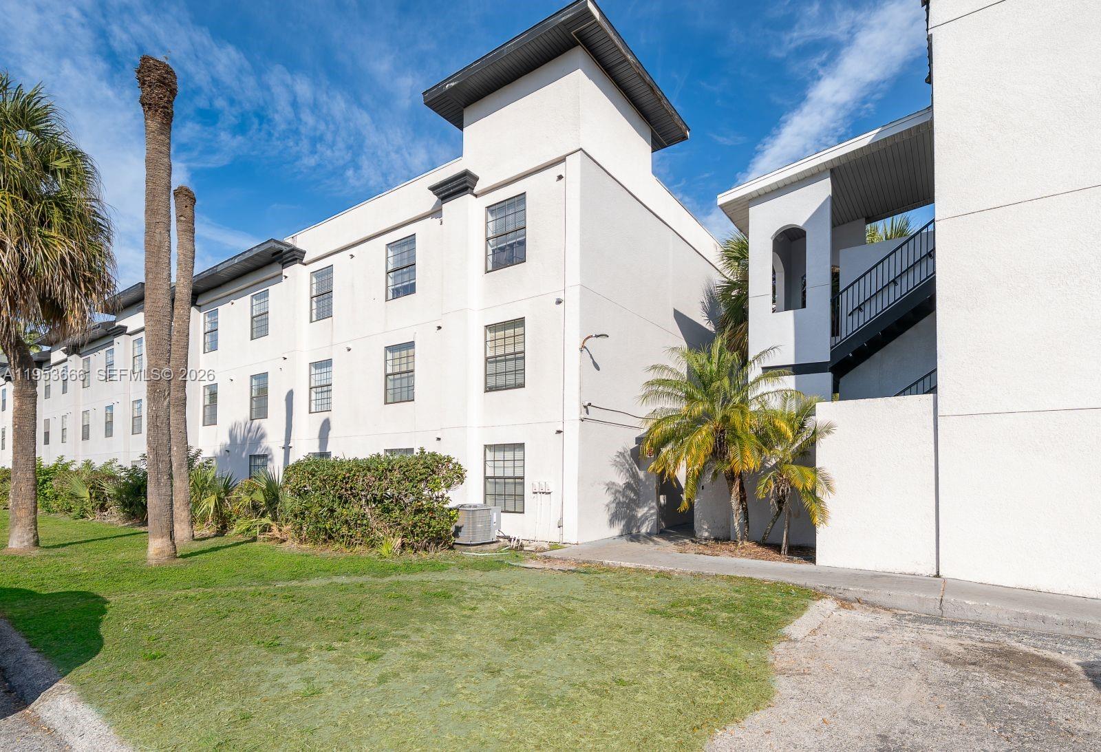 2323 McCoy # 801, Orlando FL 32809