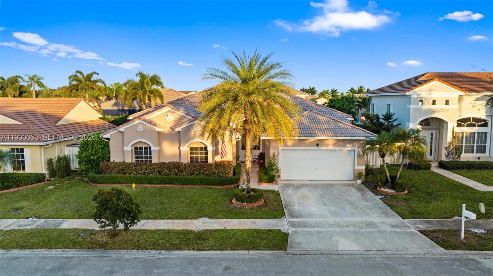 343 SW 187th Ter, Pembroke Pines FL 33029