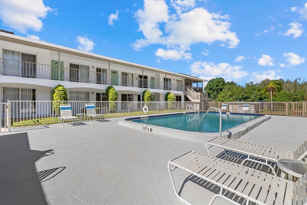 4035 S SCHOOL AVENUE UNIT B3