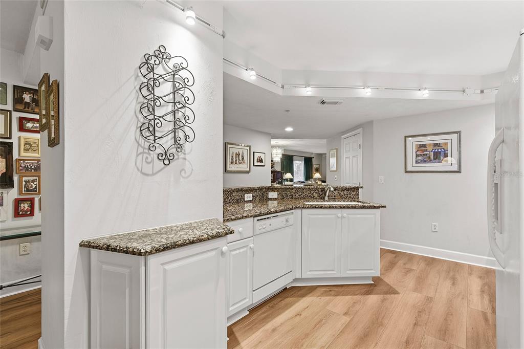426 BOUCHELLE DRIVE UNIT 301, NEW SMYRNA BEACH, FL — photo 4 of 30