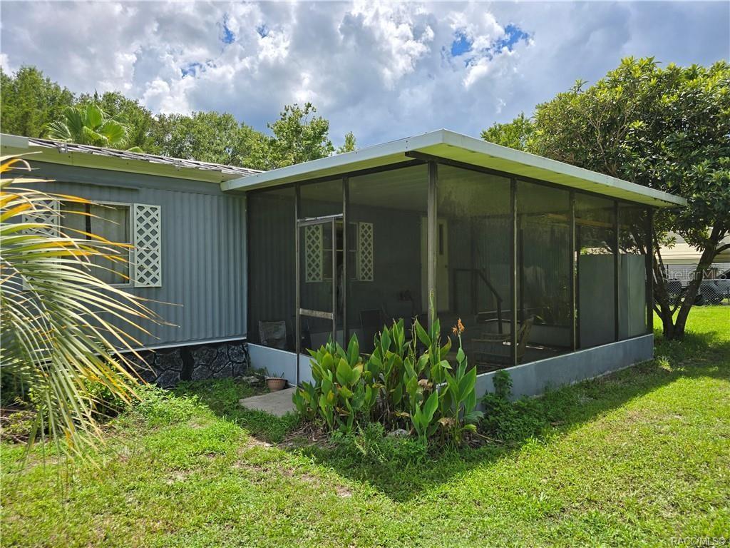 7782 W DEBRA LANE