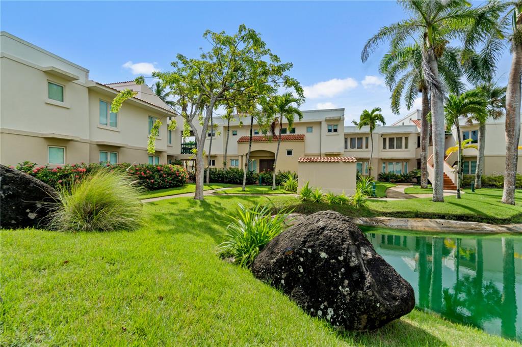 86 LAKESIDE VILLAS UNIT H-3