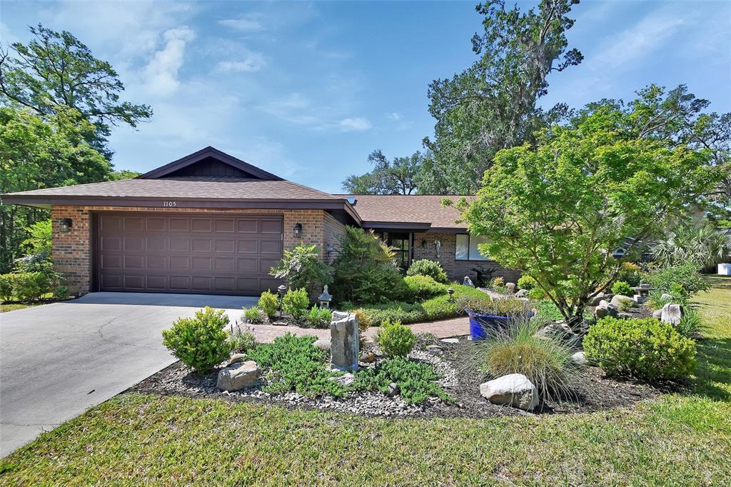 1105 BURGOYNE ROAD