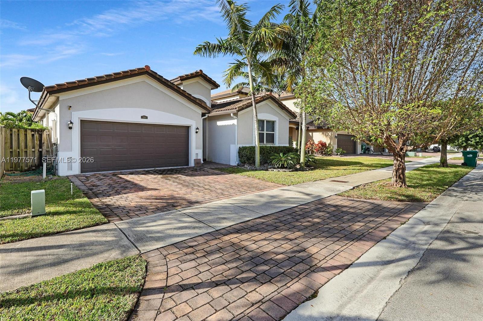 11868 SW 253rd St, Homestead FL 33032